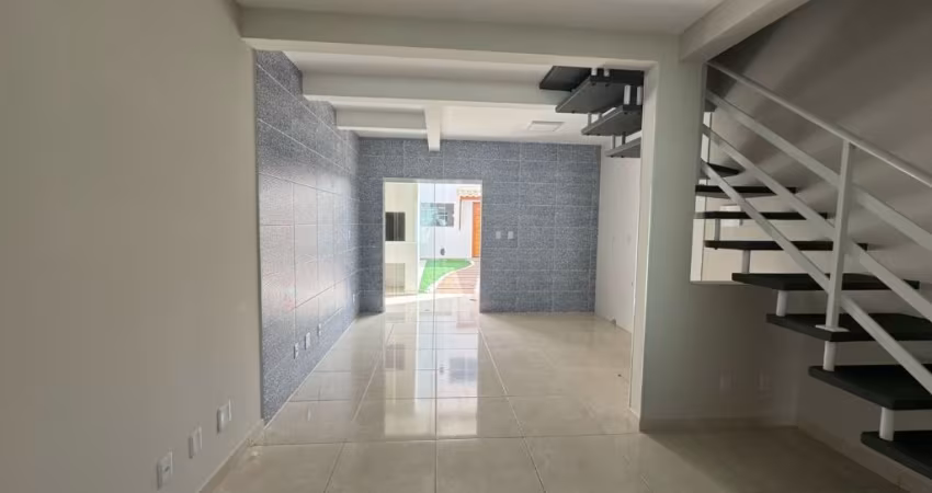 Duas casas no mesmo terreno somando 3 dormitórios com preço de 2, melhor oportunidade em ingleses florianópolis e com escritura pública