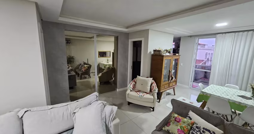 Apartamento de 2 dormitórios em canasvieiras com escritura pública a 250 metros do mar