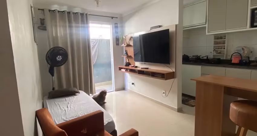 Apartamento térreo de 2 dormitórios a 3km da praia perto do mercado mm, não financia