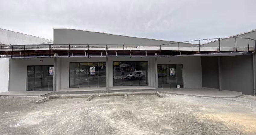 Sala comercial com 3 salas para alugar na Rua General Osório, 2837, Água Verde, Blumenau