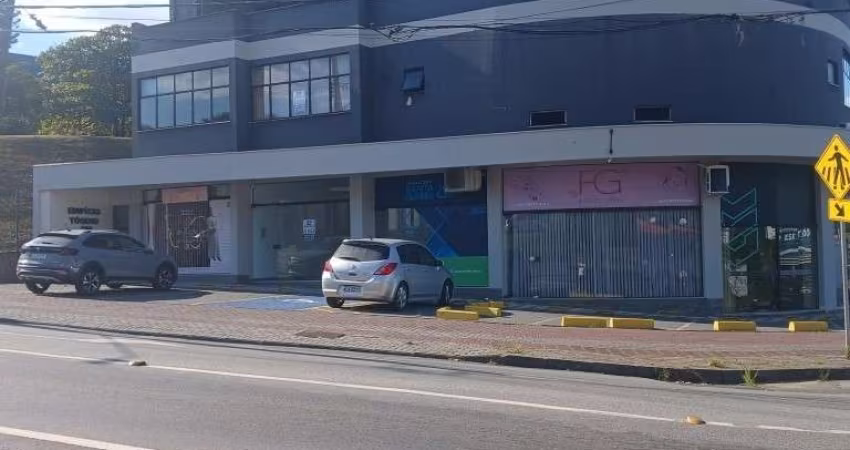 Sala comercial para alugar na Rua General Osório, 880, Velha, Blumenau
