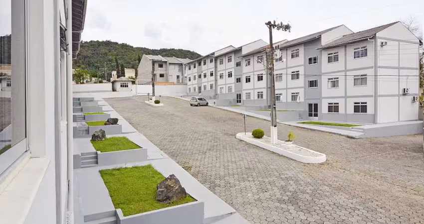 Apartamento com 2 quartos para alugar na Rua Erwin Grahl, 74, Velha Central, Blumenau