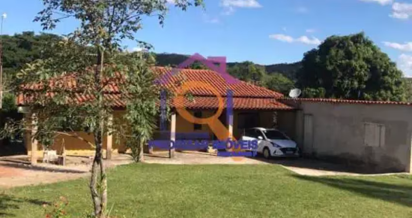 Fazenda com 33 ha formada e rica em água em datas-mg