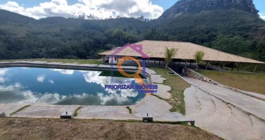 FAZENDINHA E PESQUE PAGUE COM 7 HA EM GOUVEIA - MG
