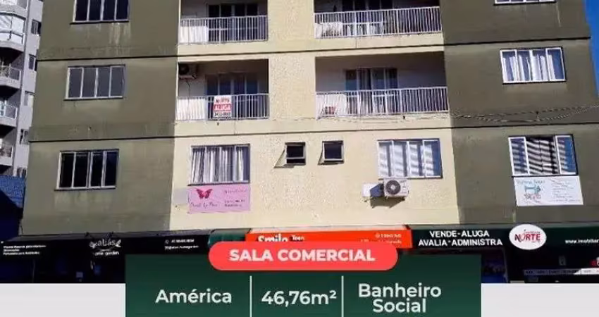 Sala comercial para alugar na Rua Orestes Guimarães, 700, América, Joinville