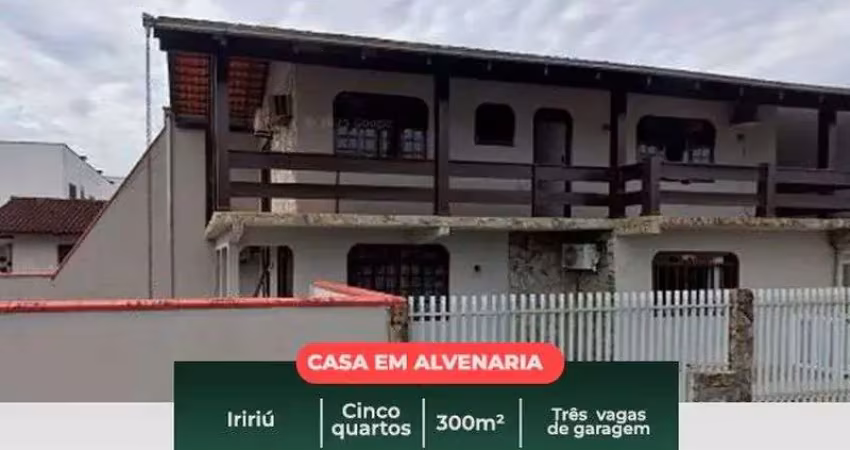 Casa em condomínio fechado com 3 quartos à venda na Rua João Reinhold, 380, Iririú, Joinville
