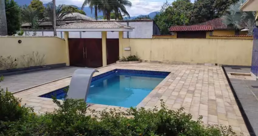 Casa com 4 quartos à venda na Avenida Dedo de Deus, Cantagalo, Guapimirim