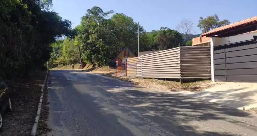 Casa à venda na Estrada da Caneca Fina, Caneca Fina, Guapimirim