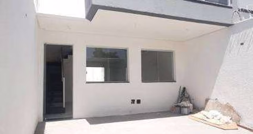 Casa para venda tem 155 metros quadrados com 3 quartos em Parque Xangri-Lá - Contagem - MG