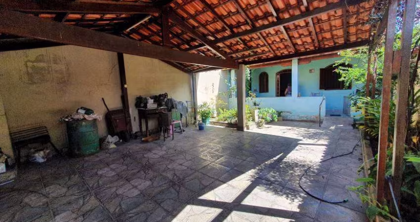 Casa para venda possui 162 metros quadrados com 3 quartos