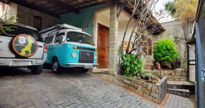 Casa para venda tem 360 metros quadrados com 3 quartos em Copacabana - Belo Horizonte - MG