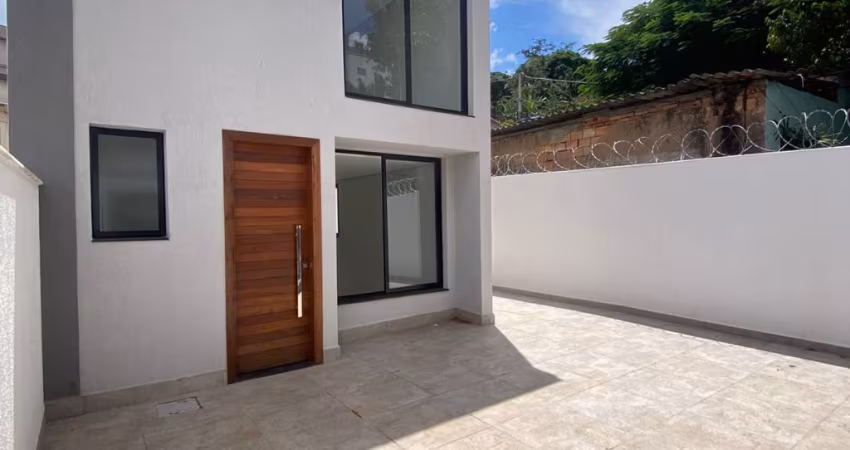 OPORTUNIDADE CASA ALTO PADRÃO INDEPENDENTE EM LOTE 215M