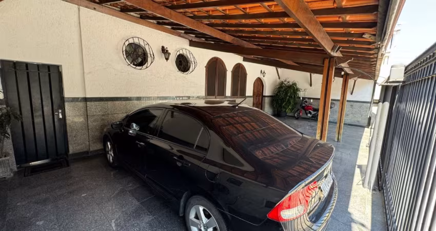 Mega oportunidade de casa no melhor ponto do Santa Amélia;