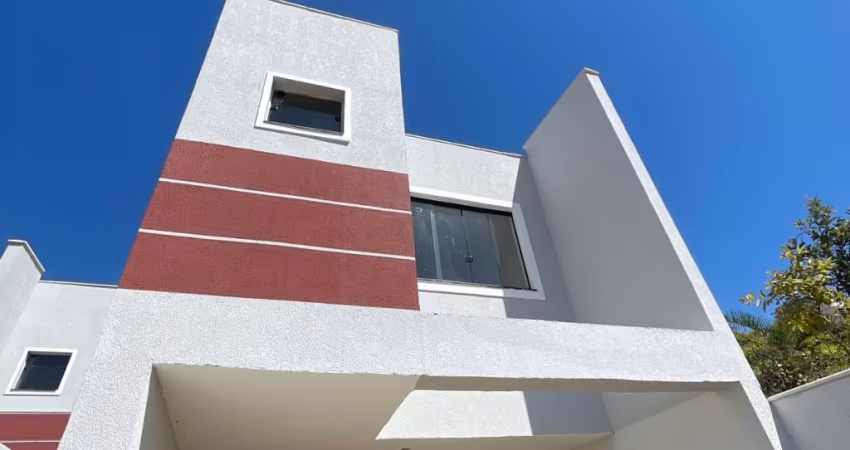 Excelente casa individual e m Santa Luzia