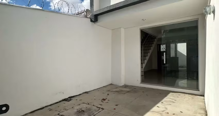 Oportunidade, casa  duplex á venda no bairro piratininga;