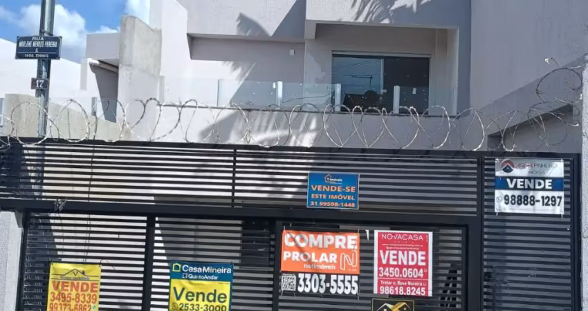 Oportunidade, casa  duplex á venda no bairro céu azul