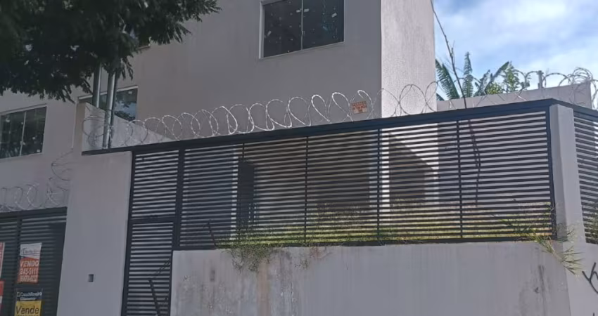 Oportunidade, Casa  Triplex á venda no Bairro Céu Azul,