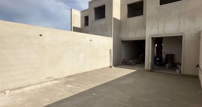 Excelentes Casas com Entrada Independente no Jardim Atlântico