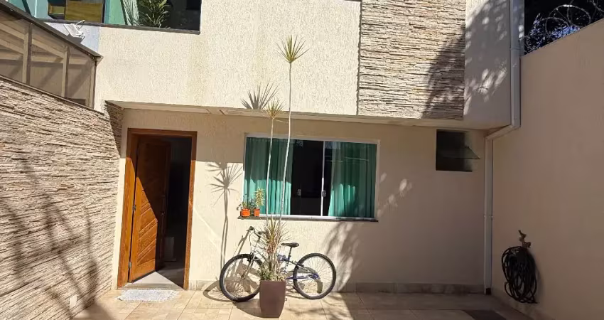 Casa com 3 quartos à venda no Planalto, Belo Horizonte 
