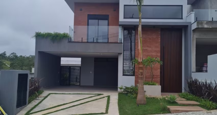 Casa 3 Dormitórios 3 Suítes 4 Vagas 202 m² Cesar de Souza