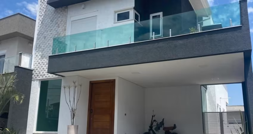 Sobrado 3 Dorm 3 Suítes 4 Vagas 250 m² Mogi Moderno