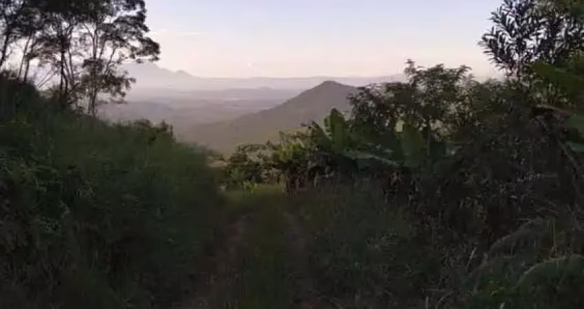 Terreno à venda na Estrada das Canaveiras, Rio Sagrado, Morretes