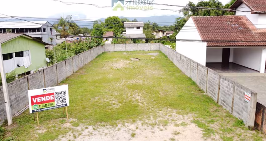Anúncio de Terreno em Morretes: Vista para as Montanhas e Localização Privilegiada!