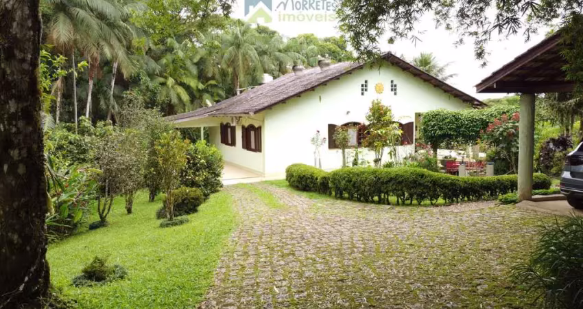 Sítio / chácara em antonina no paraná, com 178.779,20m² documentado e de porteira fechada