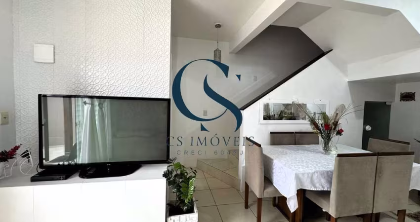 SOBRADO COM 2 DORMITÓRIOS SEMIMOBILIADO NO BAIRRO ESPINHEIROS