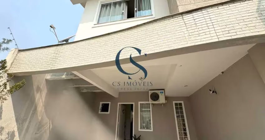 Sobrado com 3 dormitório no bairro dom bosco em itajaí