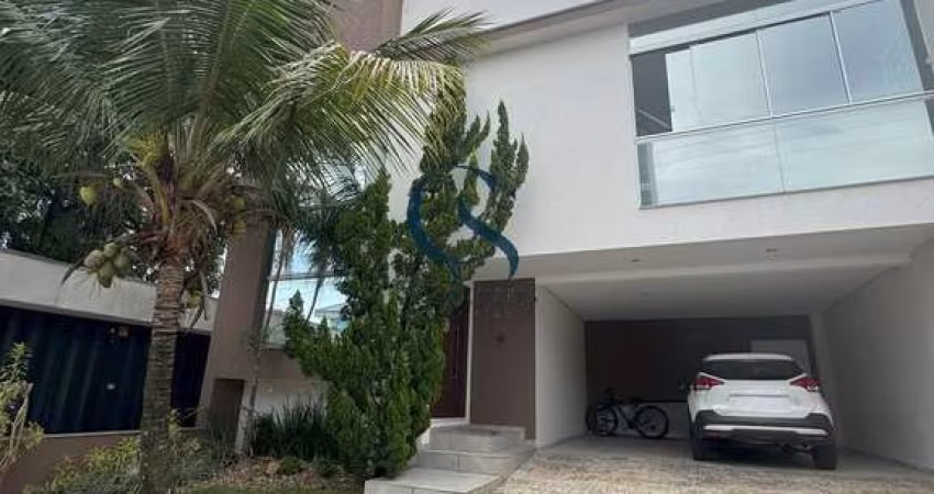 CASA AMPLA SEMIMOBILIADA  COM SUÍTE MAIS 2 QUARTOS EM CONDOMÍNIO FECHADO