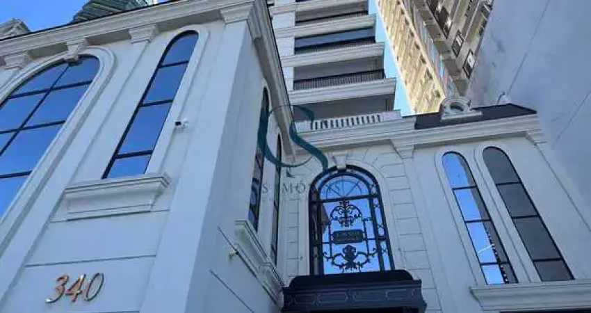Apartamento alto padrão com 4 dormitórios e 2 vagas no centro de itajaí