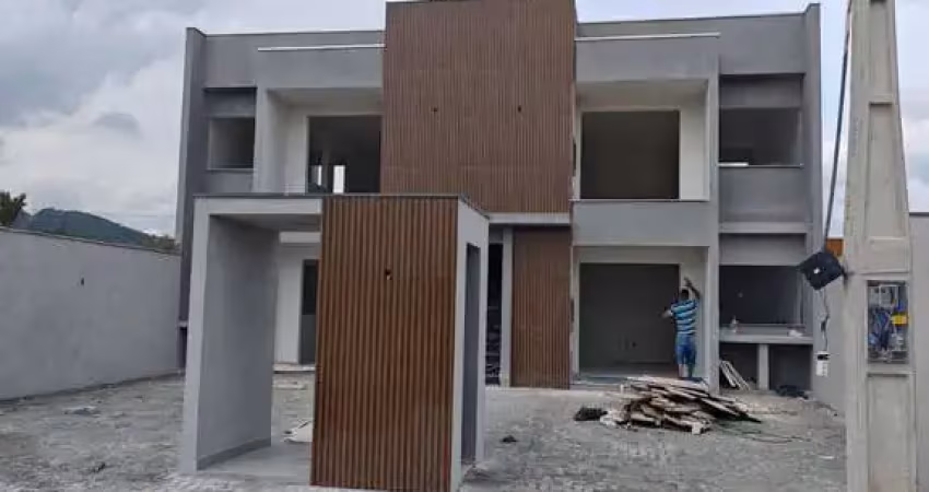Excelente apartamento com suíte +2 em fase de acabamento no bairro itaipava