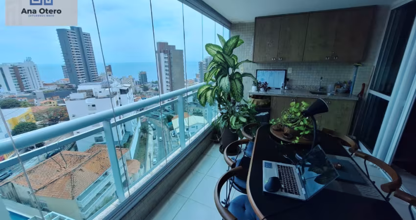 VENDO AMPLO QUARTO E SALA NA BARRA, 50m2, VISTA MAR, FINAMENTE DECORADO!