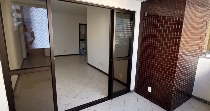 Vendo apartamento 03 quartos bem localizado na Pituba!