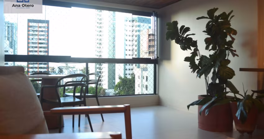 Apartamento à Venda, 4/4, no melhor do Caminho das Árvores!