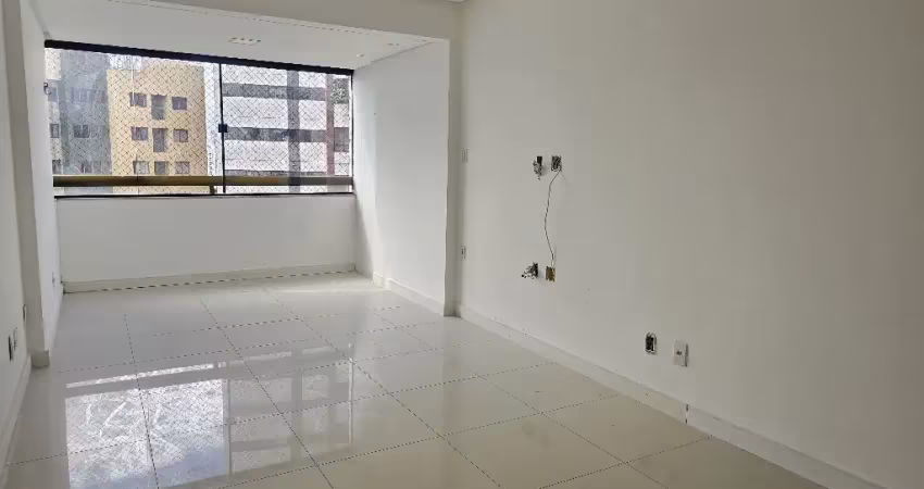 3 quartos no edf mirante real no caminho das árvores