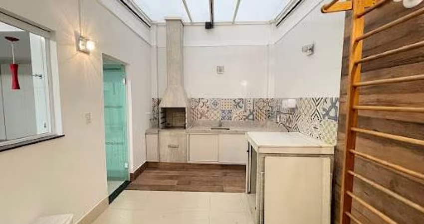 Excelente apartamento Com area e churrasqueira e elevador