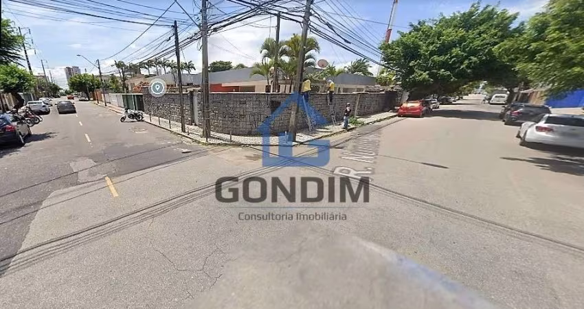 Terreno à venda na Rua Nunes Valente, 2888, Dionisio Torres, Fortaleza