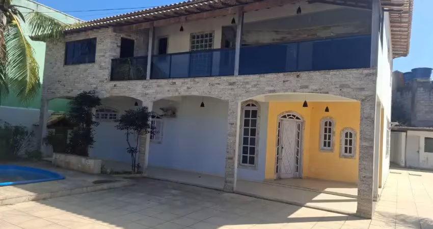 Alugo casa duplex  independente no parque burle em cabo frio r$9000,00