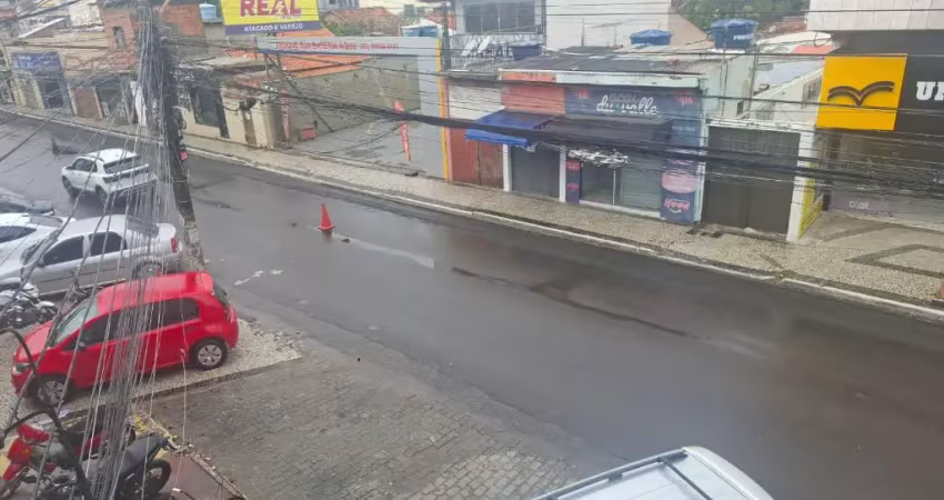 Alugo aptos e quitinetes no centro e p burle a partir de r$750,00