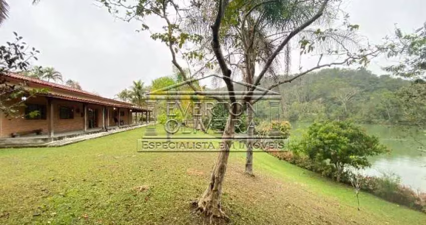 Chácara / sítio com 4 quartos à venda no Jardim Selma, Santa Branca 