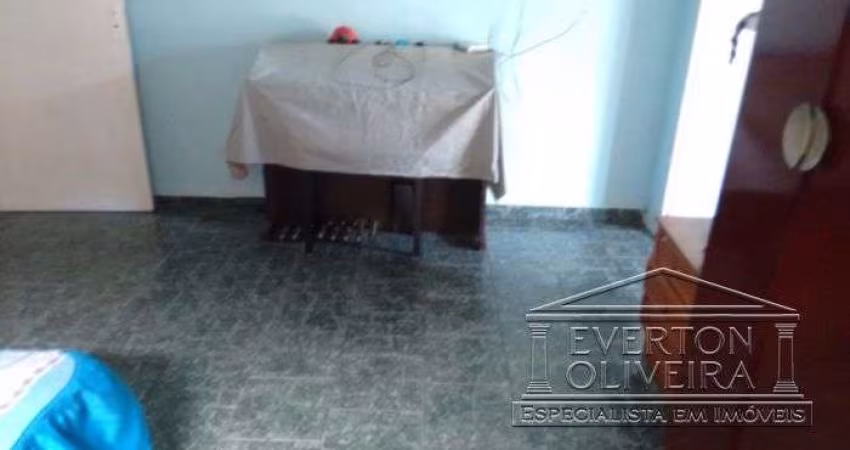 Casa com 2 quartos à venda no Jardim Colônia, Jacareí 