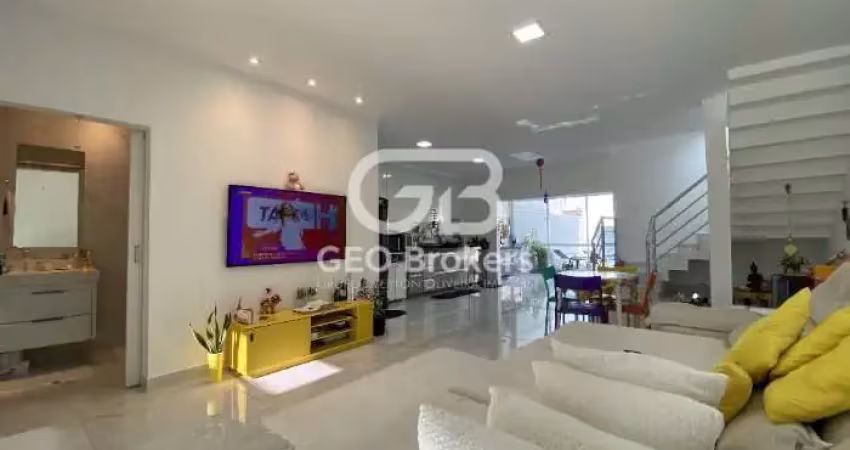 Casa com 3 quartos à venda no Jardim Jacinto, Jacareí 