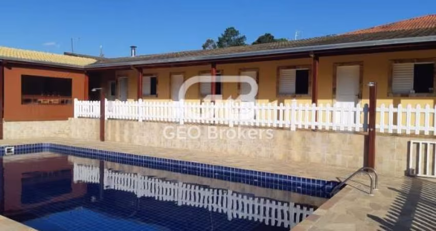 Chácara / sítio com 8 quartos à venda no Lambari, Guararema 