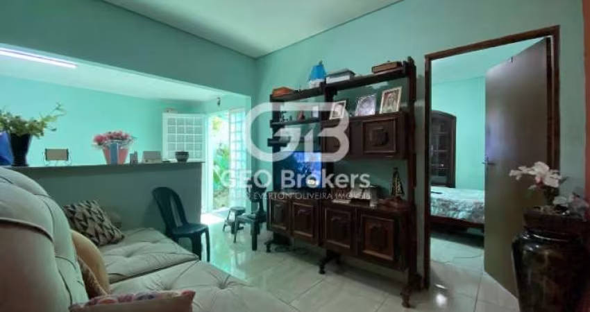 Casa com 2 quartos à venda no Jardim Maria Amélia, Jacareí 
