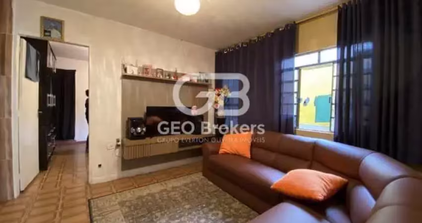 Casa com 2 quartos à venda na Vila Zezé, Jacareí 