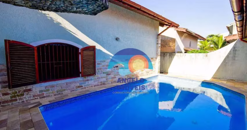 Casa com 3 dormitórios à venda, 178 m² por R$ 850.000,00 - Estância Balneária Belmira Novaes - Peruíbe/SP