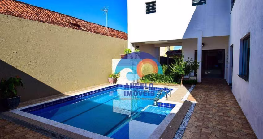 Sobrado a 100 metros da praia com 4 dormitórios à venda, 243 m² por R$ 800.000 - Balneario Josedy - Peruíbe/SP
