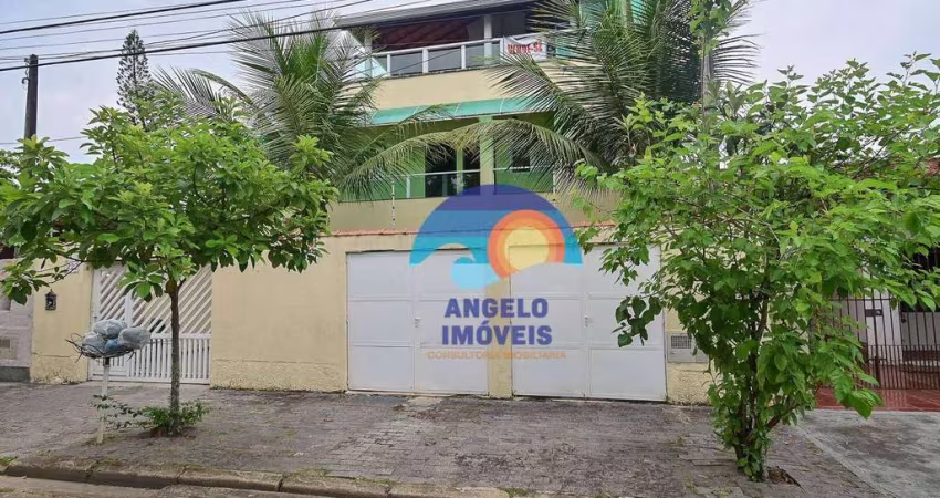 Sobrado com 4 dormitórios à venda, 330 m² por R$ 750.000,00 - Arpoador - Peruíbe/SP